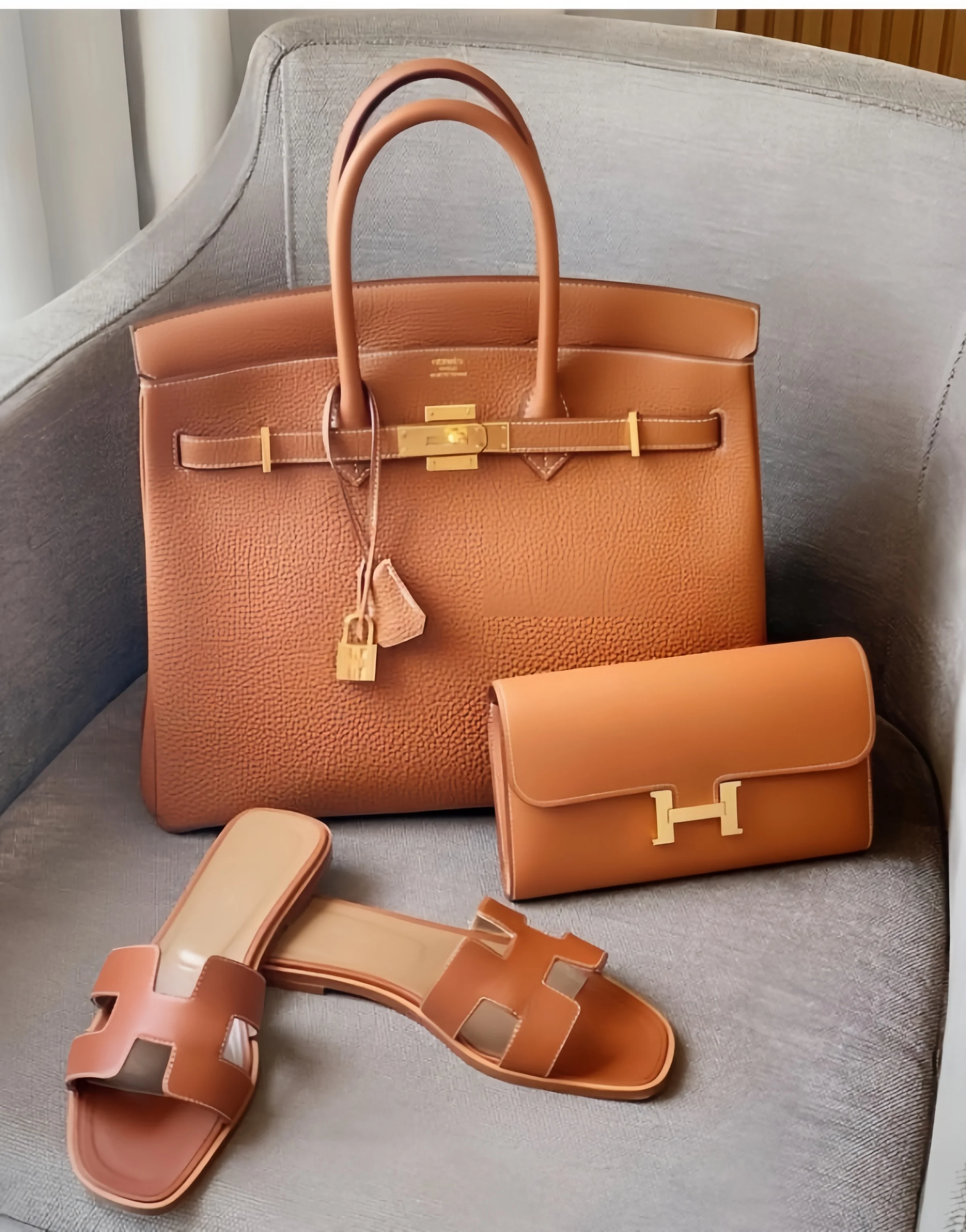 Handbag